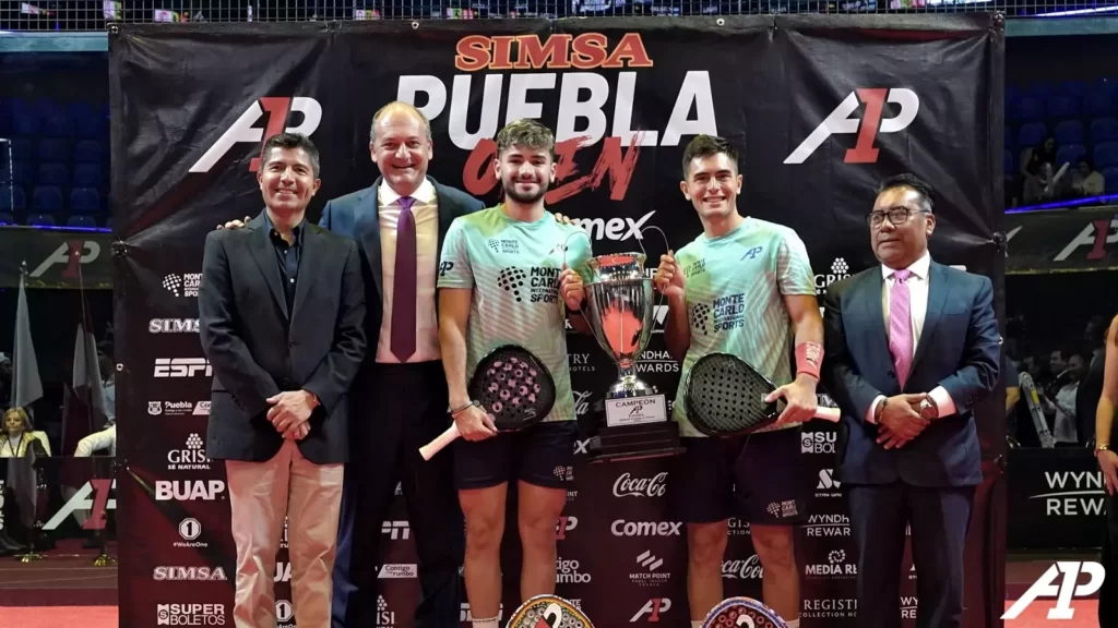 La imagen tiene un atributo ALT vacío; su nombre de archivo es A1Padel_puebla-1.webp